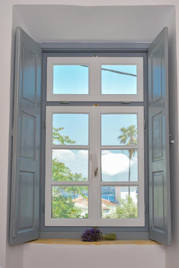 Mansion Dasi Spetses Town Exterior photo
