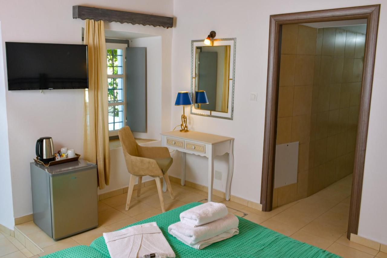 Mansion Dasi Spetses Town Exterior photo